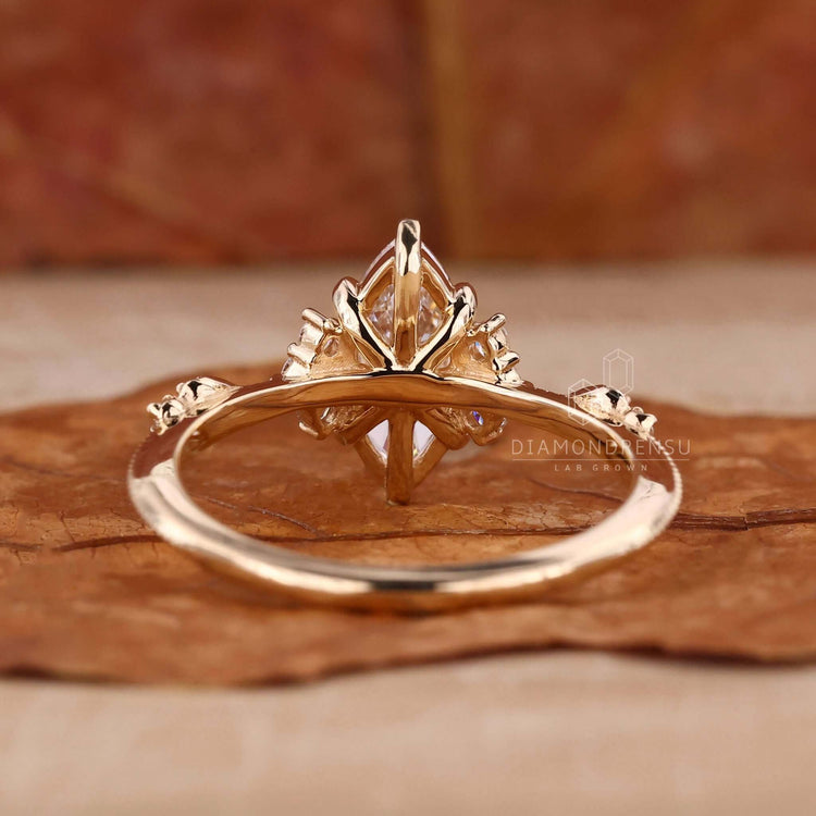 diamond engagement ring
