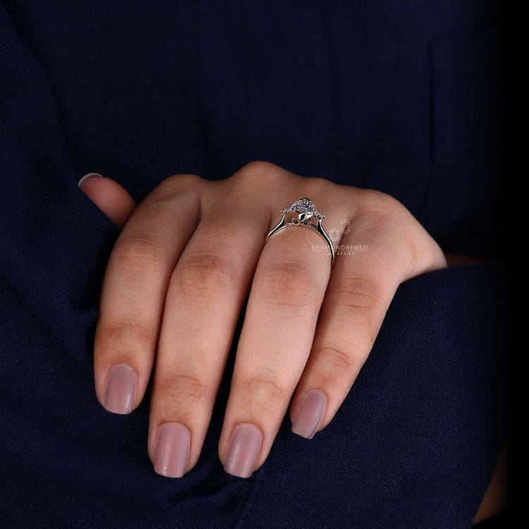 Dutch Marquise Cut Lab-Grown Diamond Muse Setting 1 - 2 CT Ring