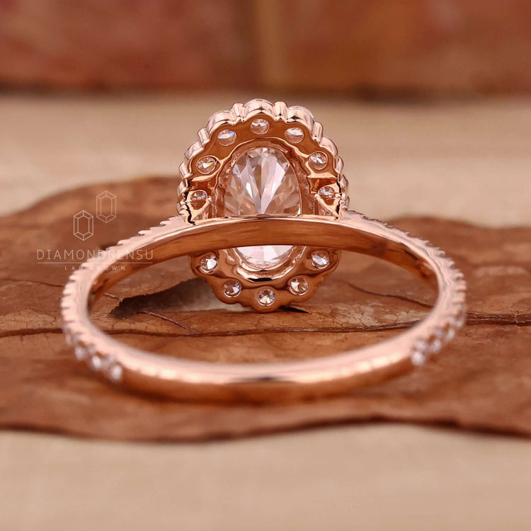 Oval Cut Lab-Grown Diamond Halo Pavé Ring 0.8 - 2 CT