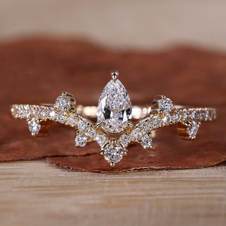 pear cut lab grown diamond ring