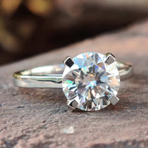 solitaire engagement ring