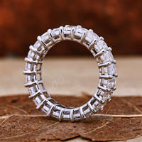 lab grown diamond band