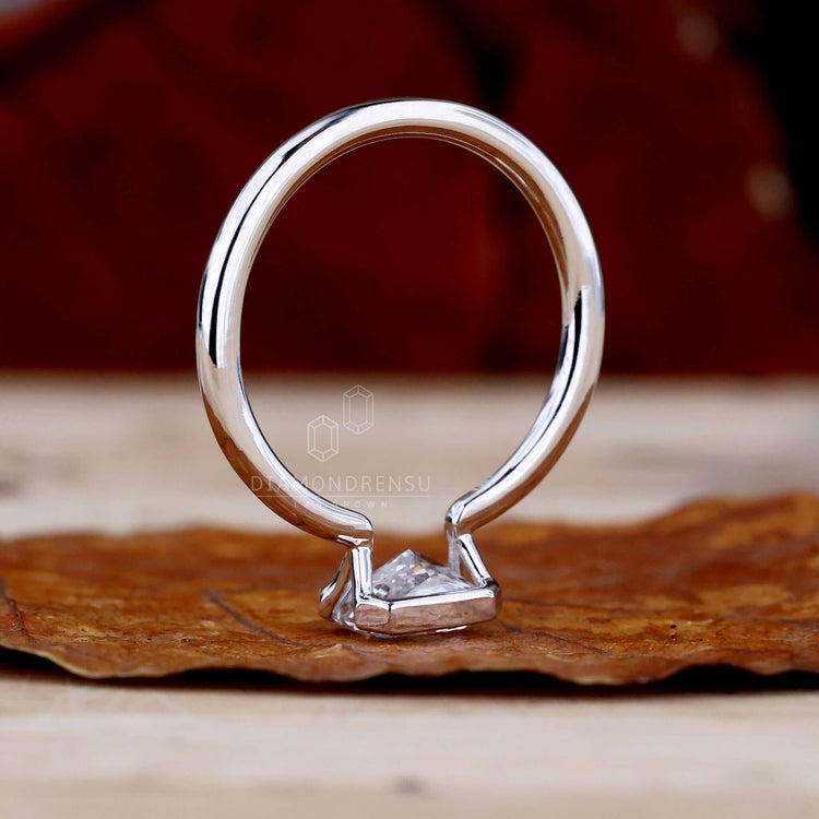 Radiant Cut Lab-Grown Diamond Half Bezel Setting Ring 1 CT