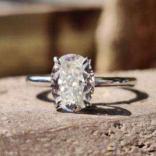 oval cut moissanite ring - diamondrensu