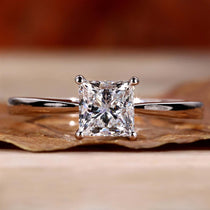 lab grown diamond engagement ring
