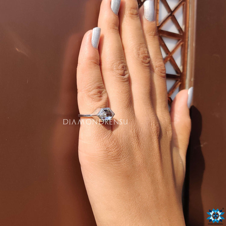customized engagement ring