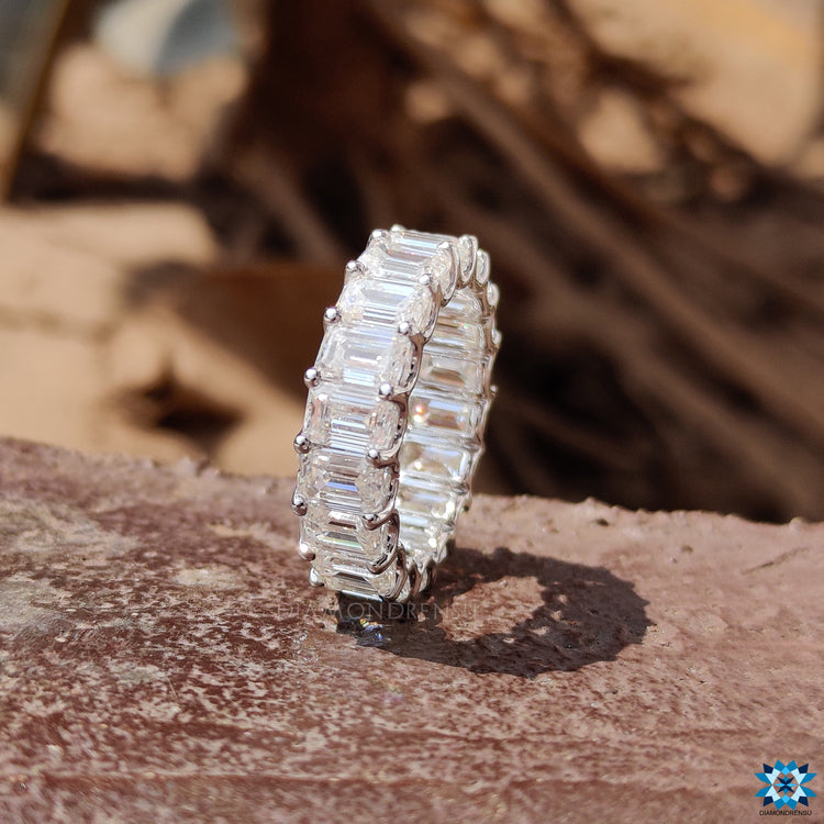 Unique Trellis Prongs 6.94 TW Emerald Moissanite Eternity Wedding Band