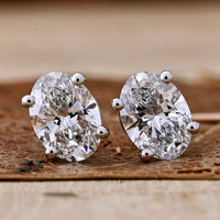 oval engagement ring