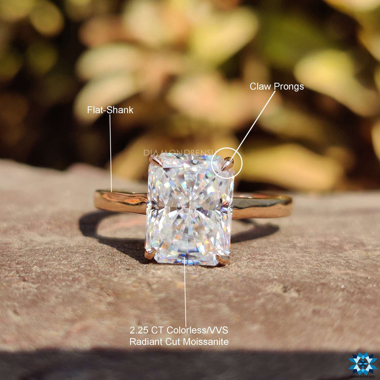 customized engagement ring