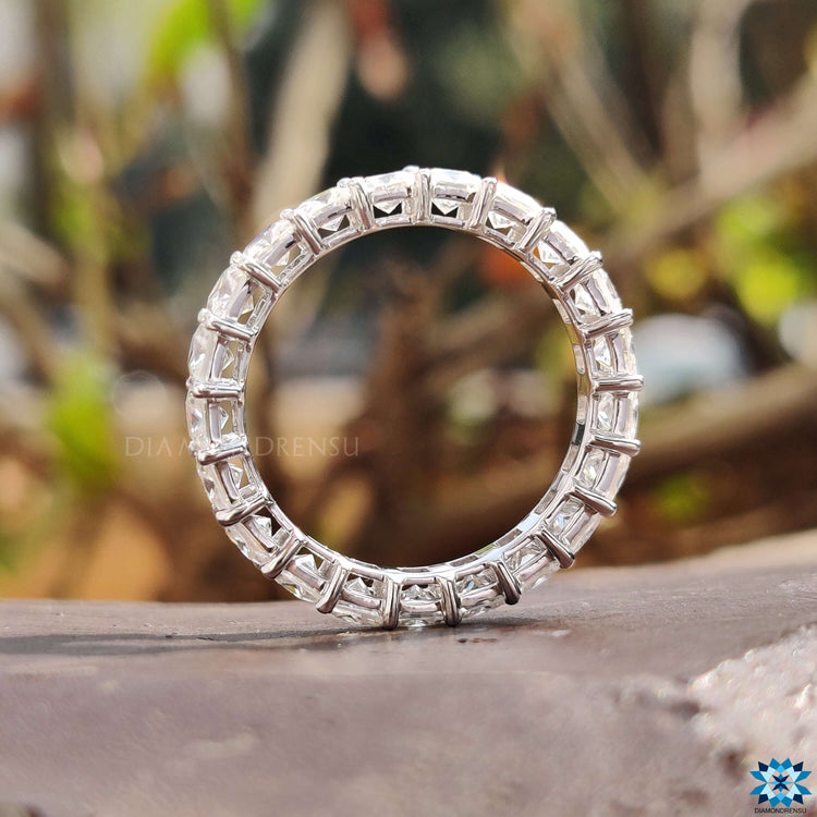 moissanite wedding band - diamondrensu