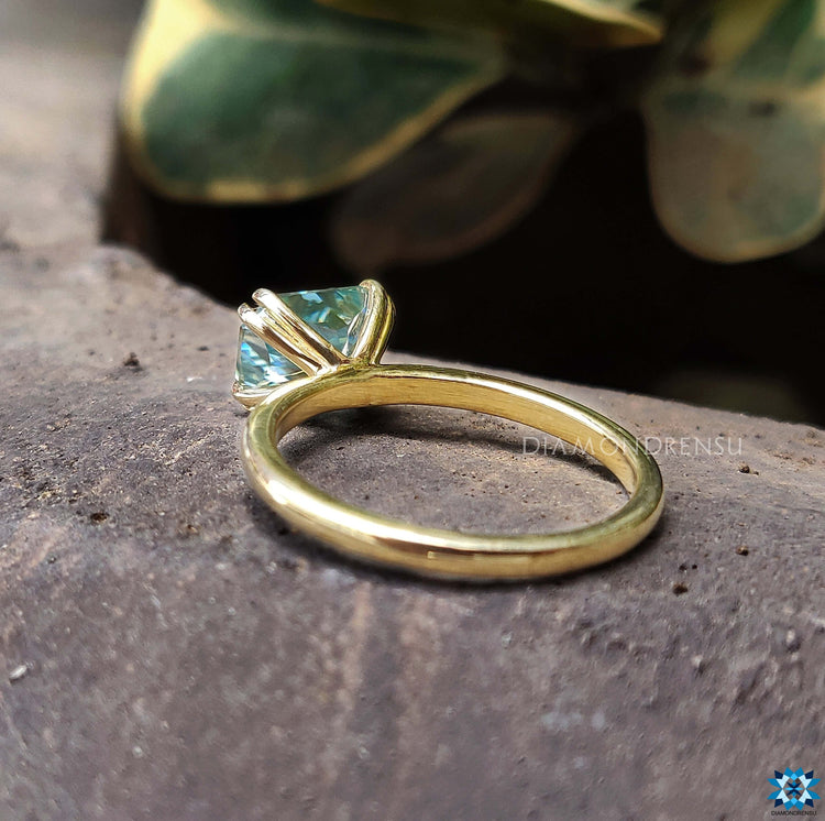 solitaire ring