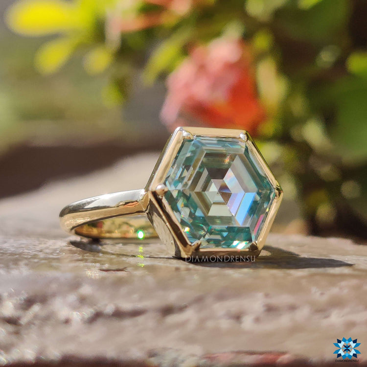 octagon cut moissanite - diamondrensu