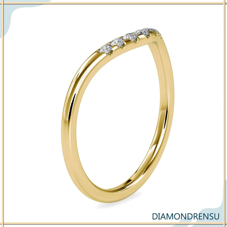 Round Moissanite Seven Stone Wishbone Curved Wedding Band
