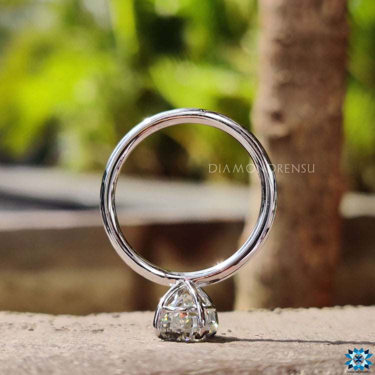solitaire engagement ring - diamondrensu