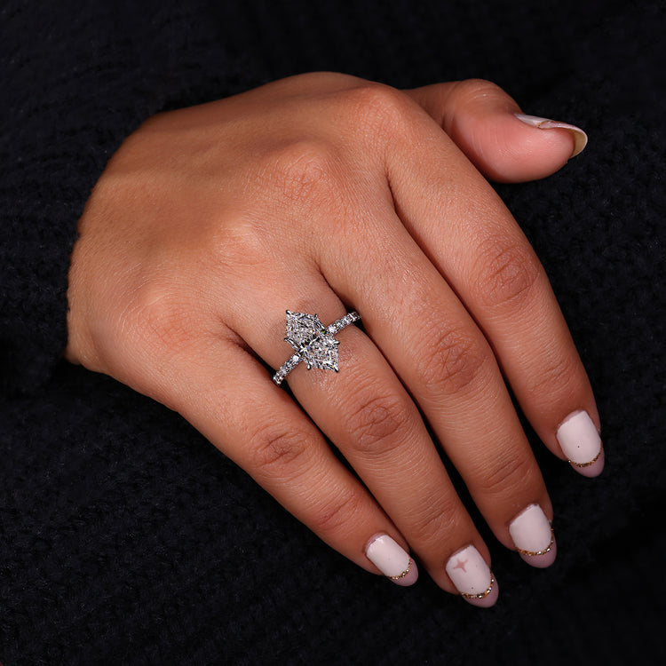 Customise ring using Dutch marquise diamond engagement ring.
