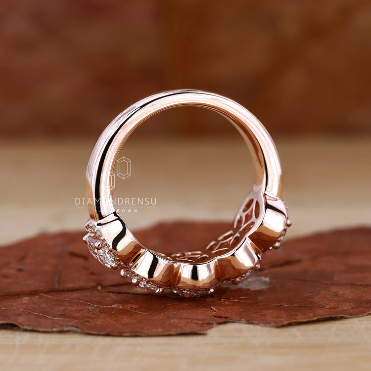 Lab Grown Diamond in round prong setting ring.
