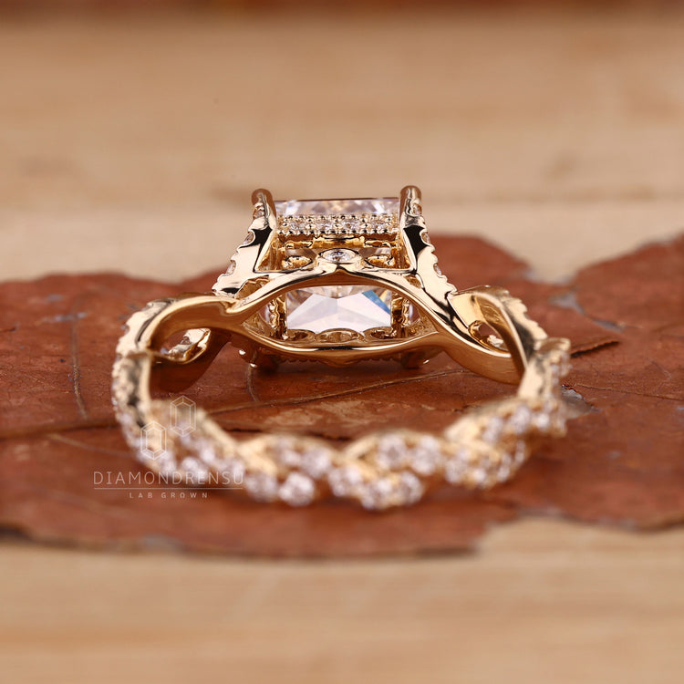 Buy Engagement ring with round cut hidden halo setting.
