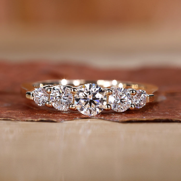 5 stone wedding band in trellis wedding band.
