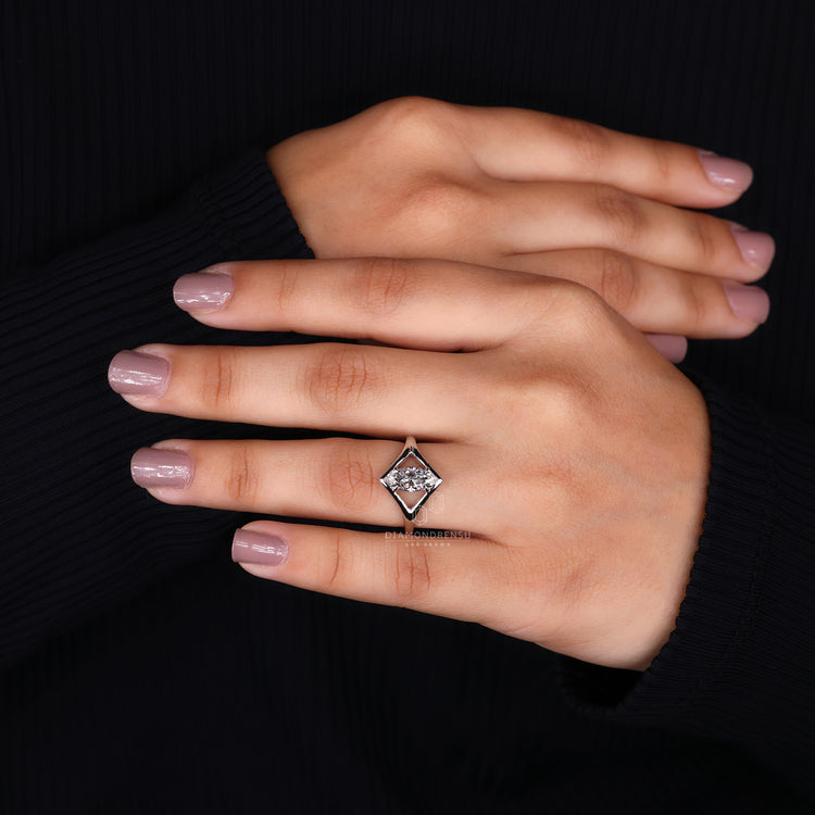 4 claw prong setting added to split shank ring.
