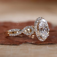Buy engagement ring online in Australia with custom design options.
