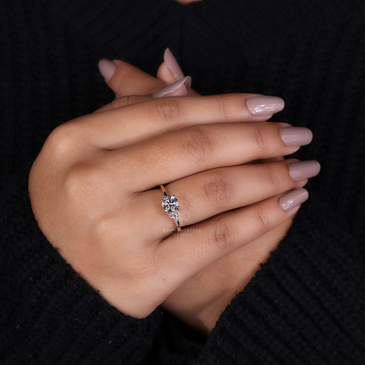 rose gold ring with round rose cut diamond ring.

