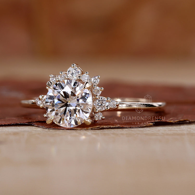 4 prong setting in handmade jewelry design.
