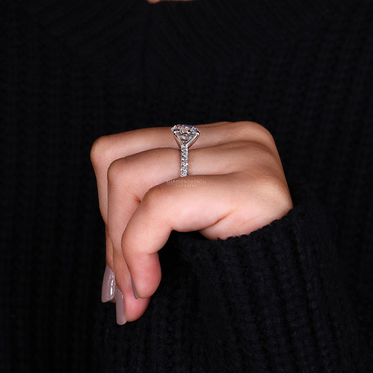 Lab Grown Diamond in white gold engagement ring.
