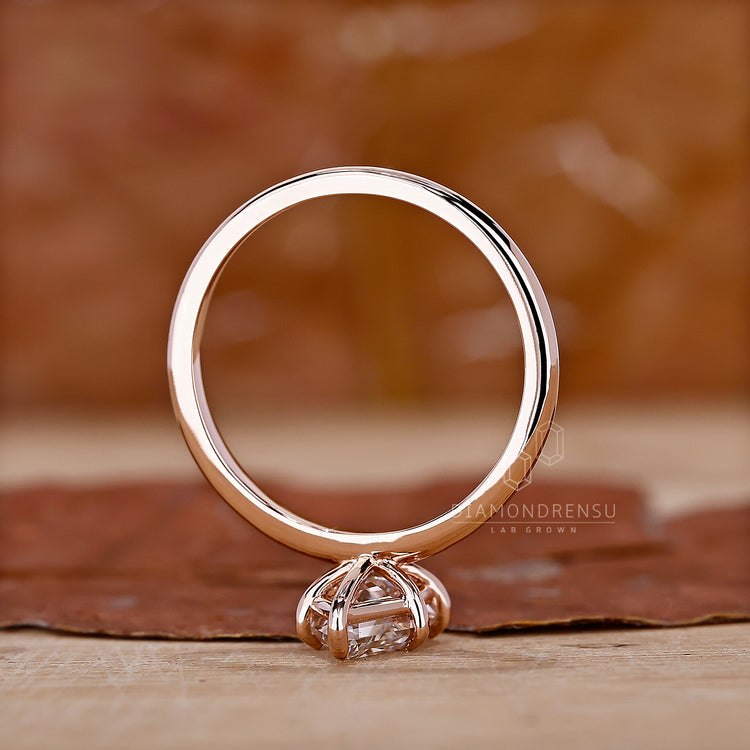 customise ring with 6 claw prong setting.
