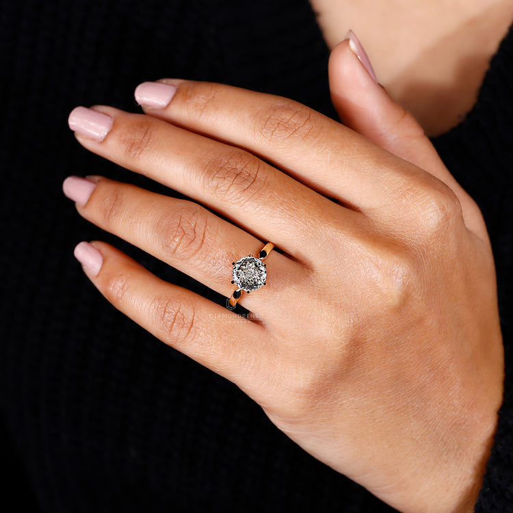 Yellow gold ring used in Buy Engagement ring.
