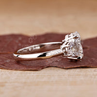 But engagement ring designed with oval cut engagement ring.
