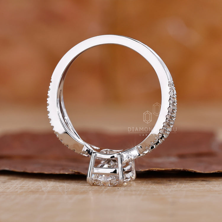 customise ring with cushion cut engagement ring.
