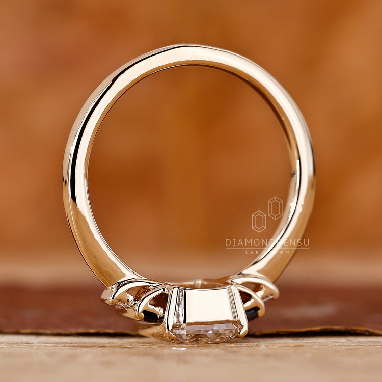 Lab grown diamond engagement ring with unique 5 stone design.
