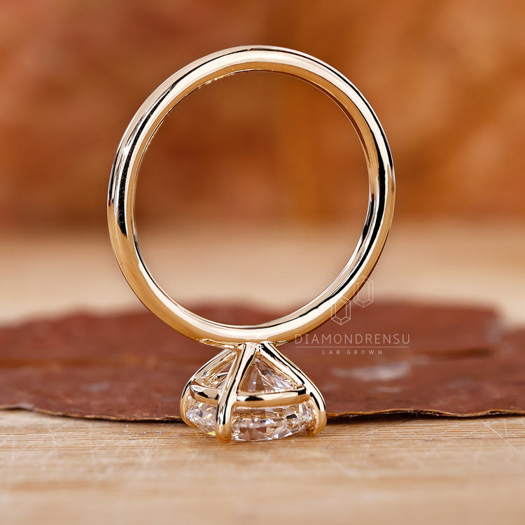 Lab Grown Diamond in yellow gold engagement ring.
