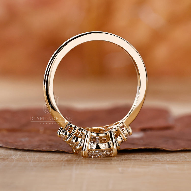 Lab Grown Diamond placed in IGI certified ring.
