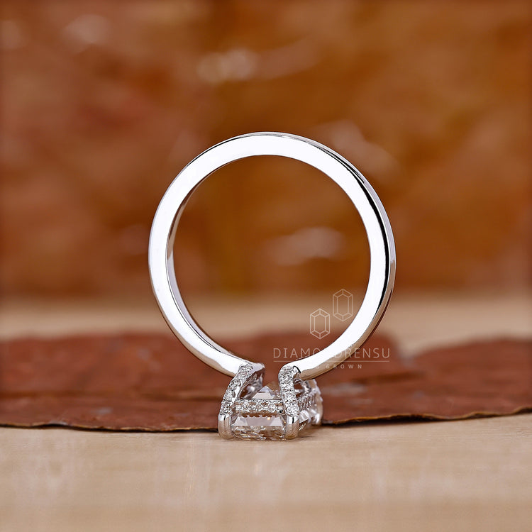IGI certified stone used in handmade jewelry.

