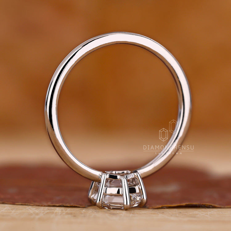 Lab Grown Diamond in 6 claw prong setting.
