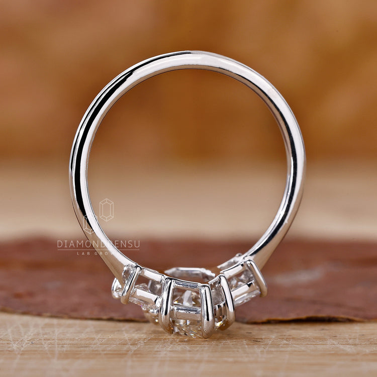 Lab Grown Diamond in white gold diamond ring.
