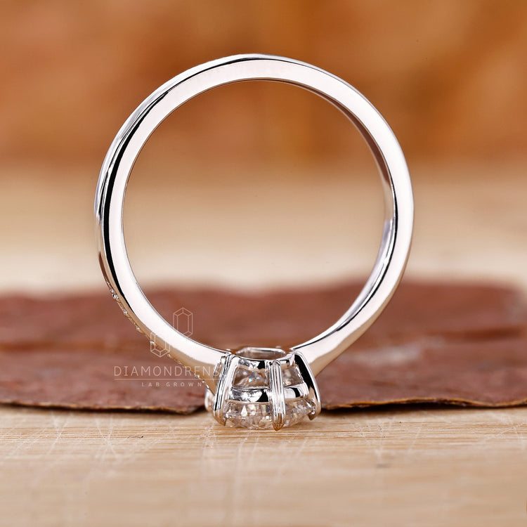 Lab Grown Diamond in pear cut engagement ring.
