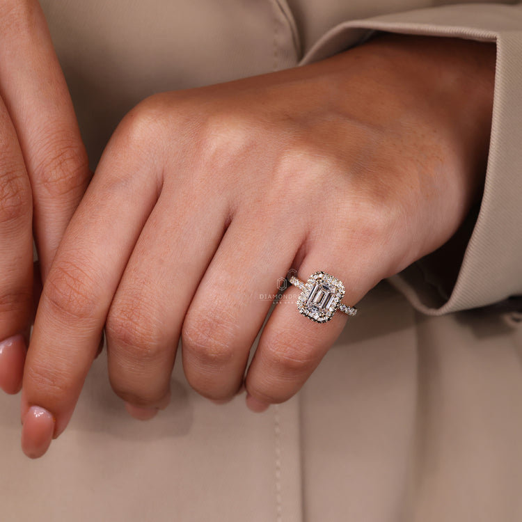 IGI certified unique engagement ring design.
