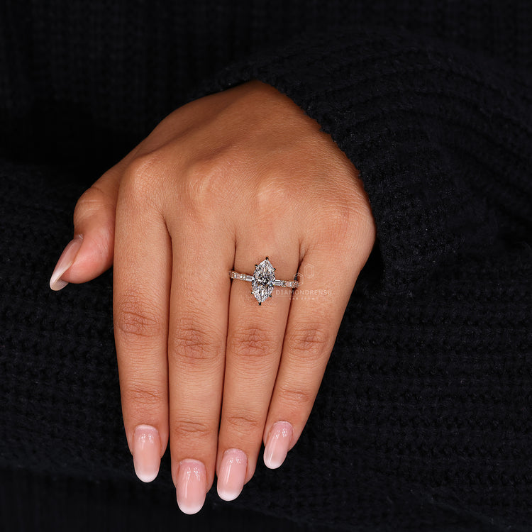 Customise ring with pave setting ring design.
