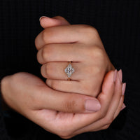 Muse setting ring paired with prong setting ring.
