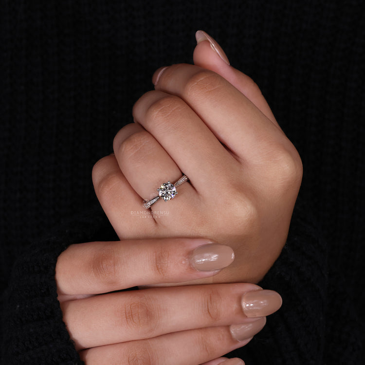 Lab Grown Diamond in round diamond engagement ring.
