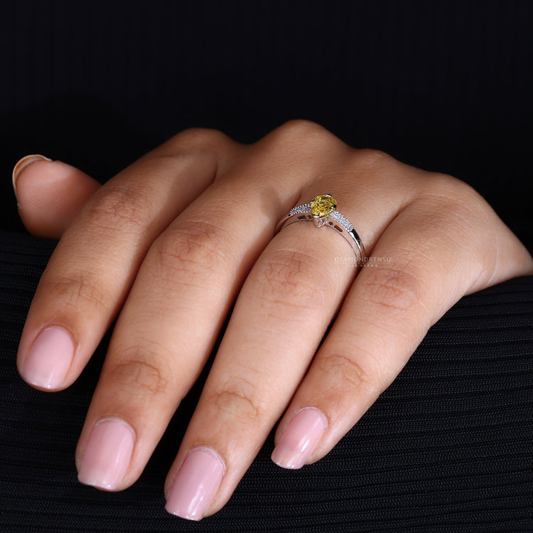Customise ring using compass prong setting.
