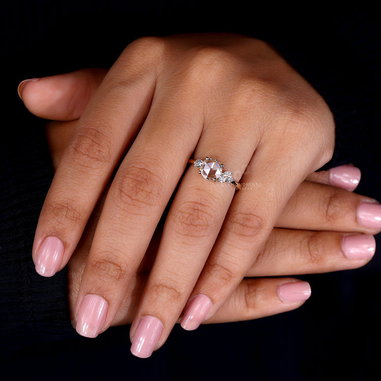 Customise ring with round rose cut diamond ring.
