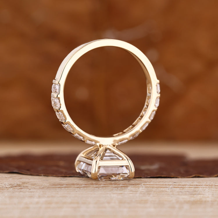 Emerald Cut Diamond Engagement Ring classic style.
