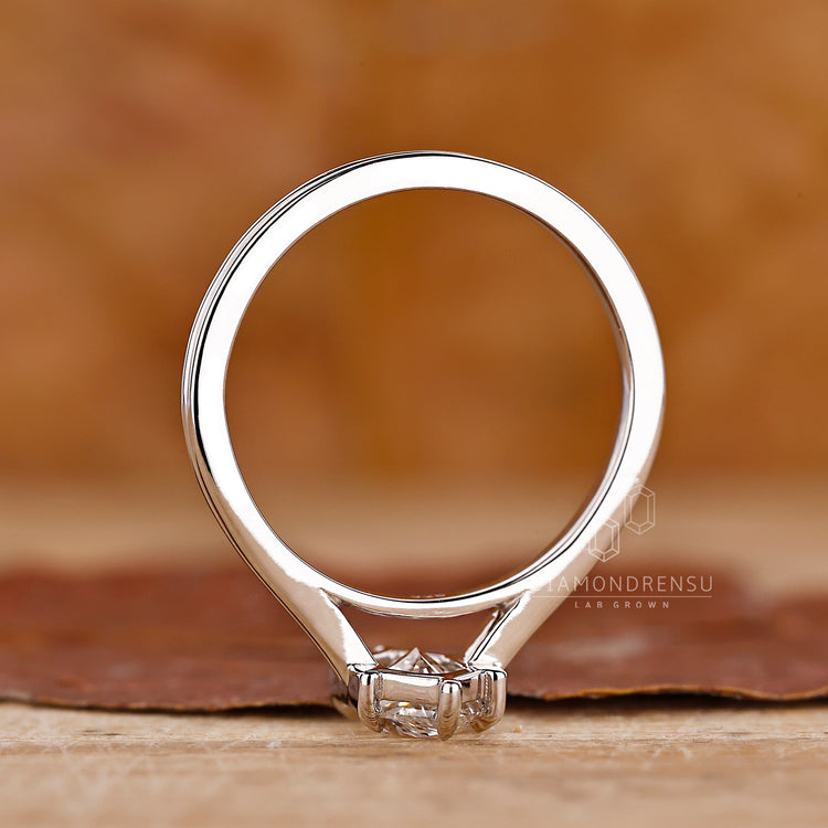 Lab Grown Diamond in white gold diamond ring.
