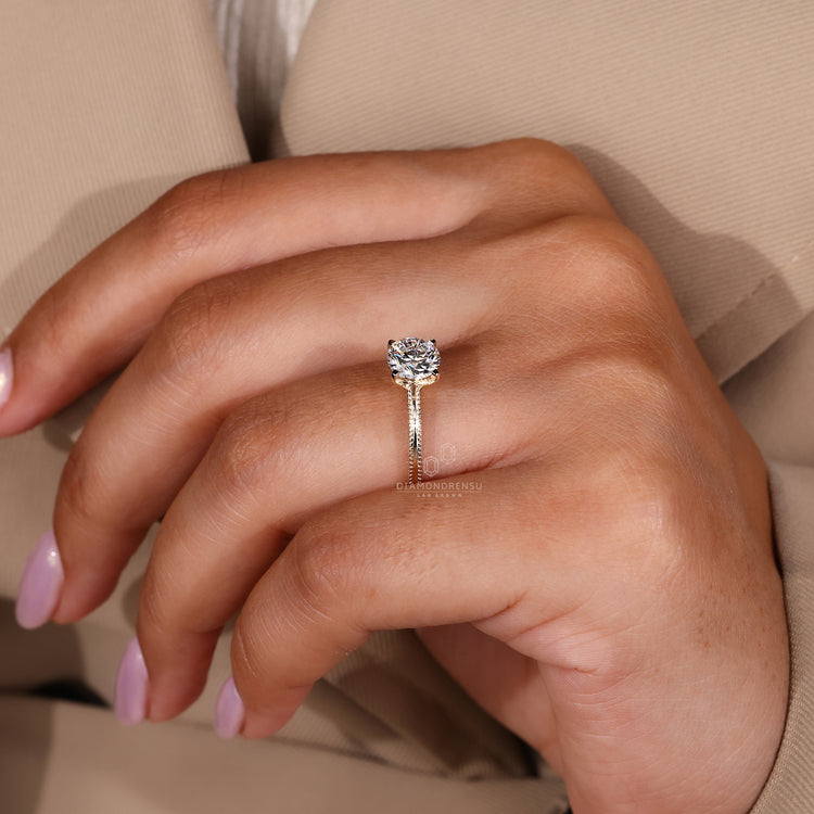 Lab Grown Diamond in Milgrain setting.
