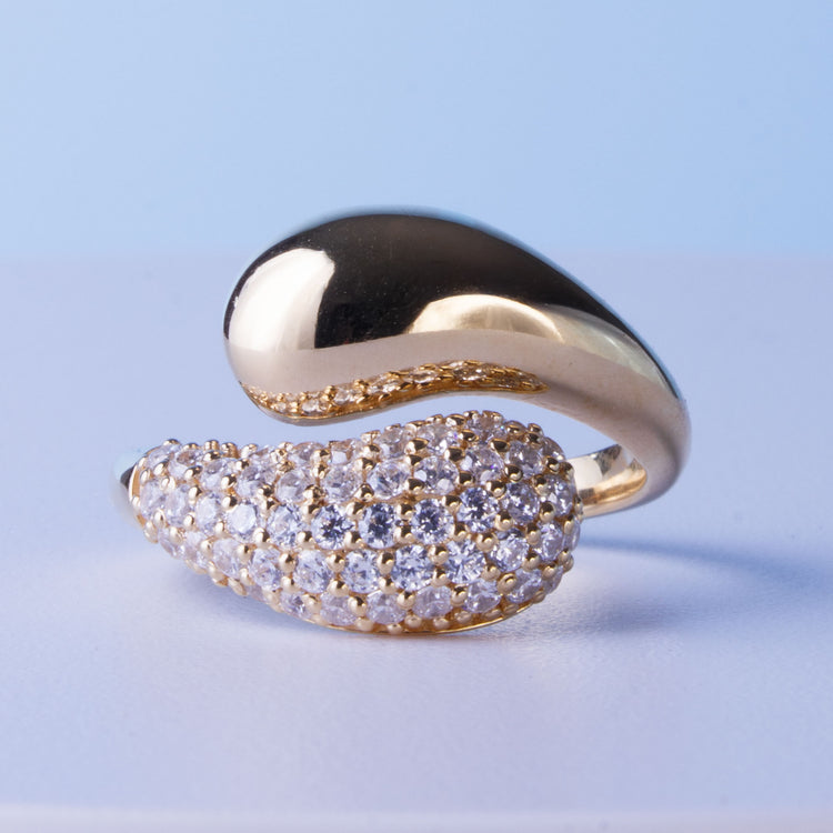Lab-Grown Diamond Curvy Teardrop Open Band