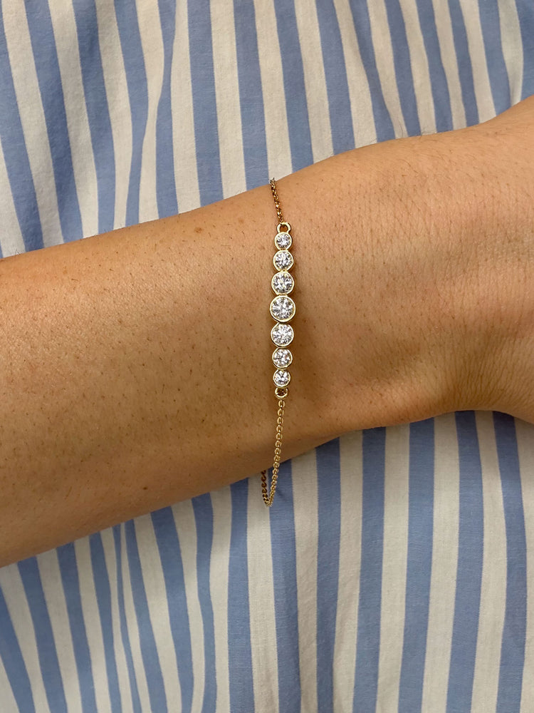 Round Brilliant Lab-Grown Diamond Bezel-Set Seven-Stone Bracelet 0.9 TCW - 18K Yellow Gold