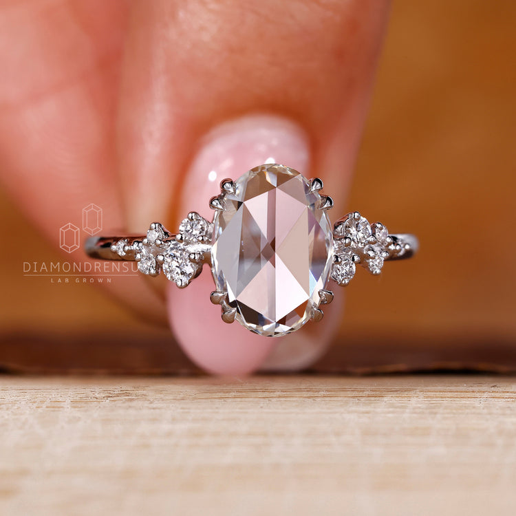Diamondrensu AU handmade oval rose cut diamond ring.
